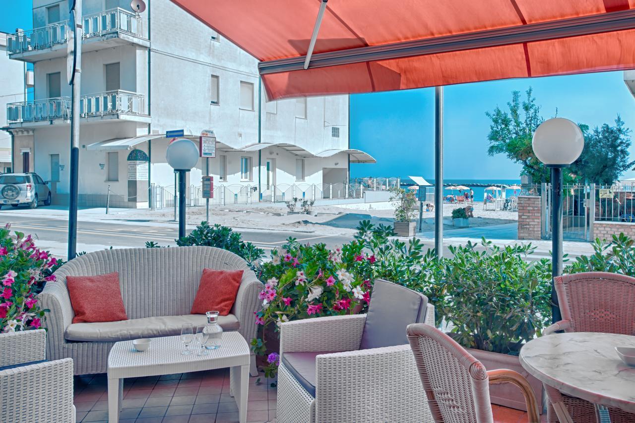 Hotel Barca D'Oro Bellaria-Igea Marina Exterior photo